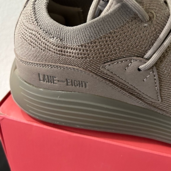 New in box. Men\'s HIlT Trainer
Warm Grey 11.5 main image 7